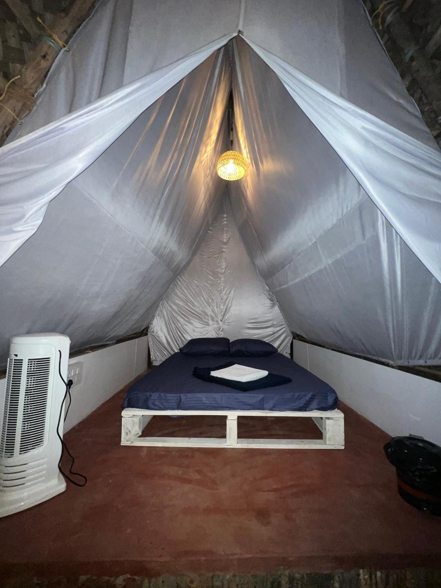 Goko Hostel Гокарна Екстер'єр фото