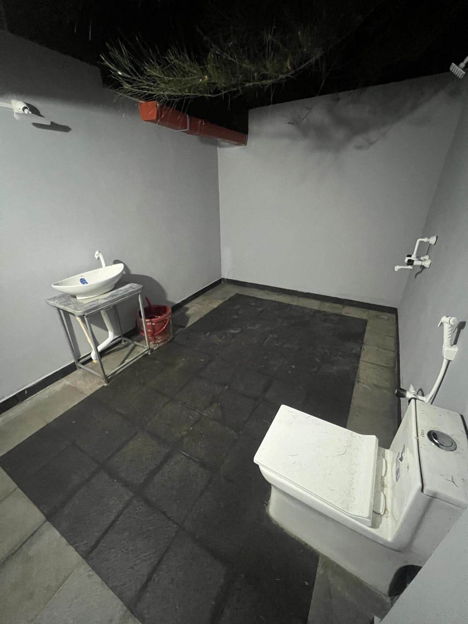 Goko Hostel Гокарна Екстер'єр фото