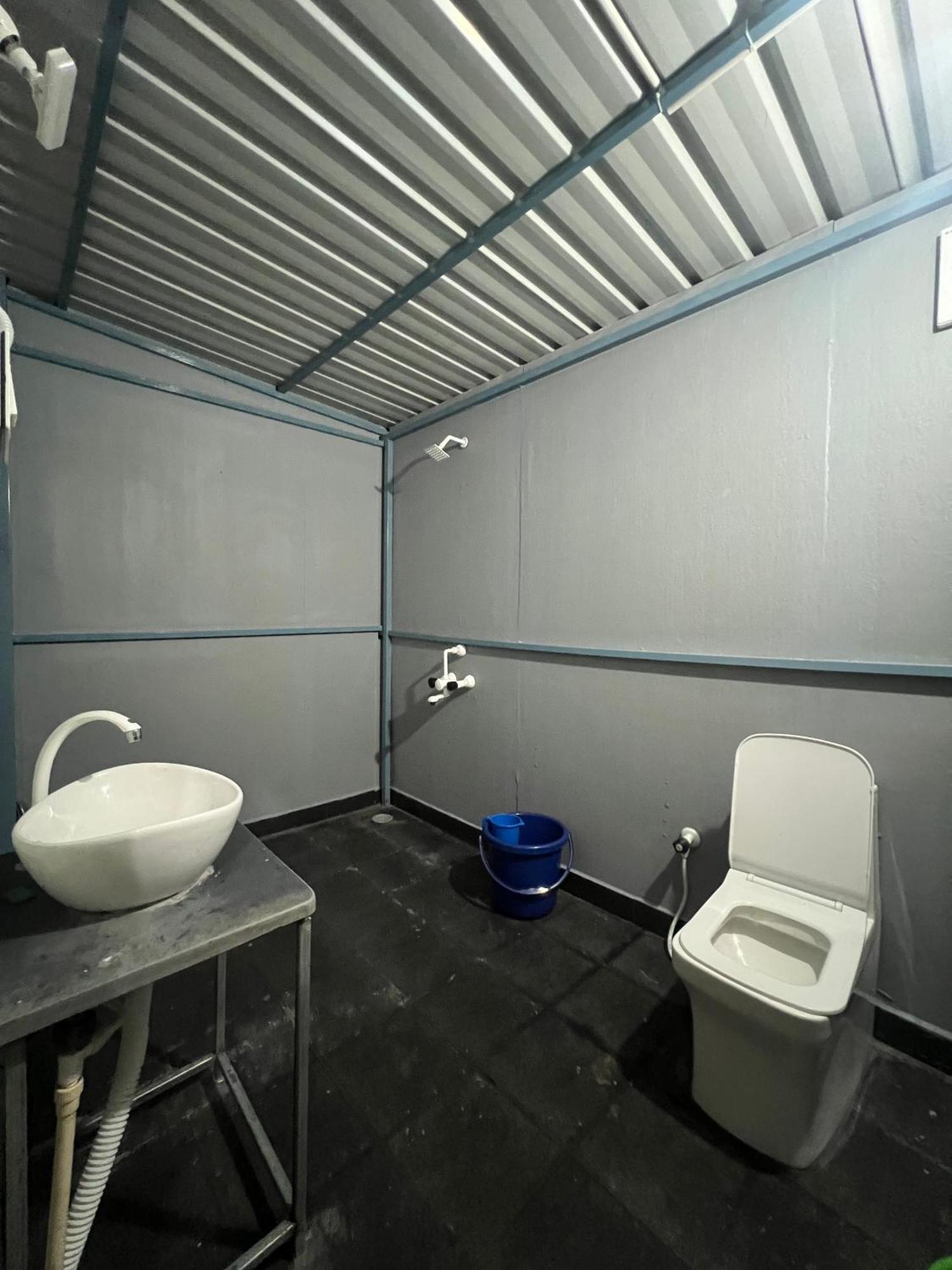 Goko Hostel Гокарна Екстер'єр фото