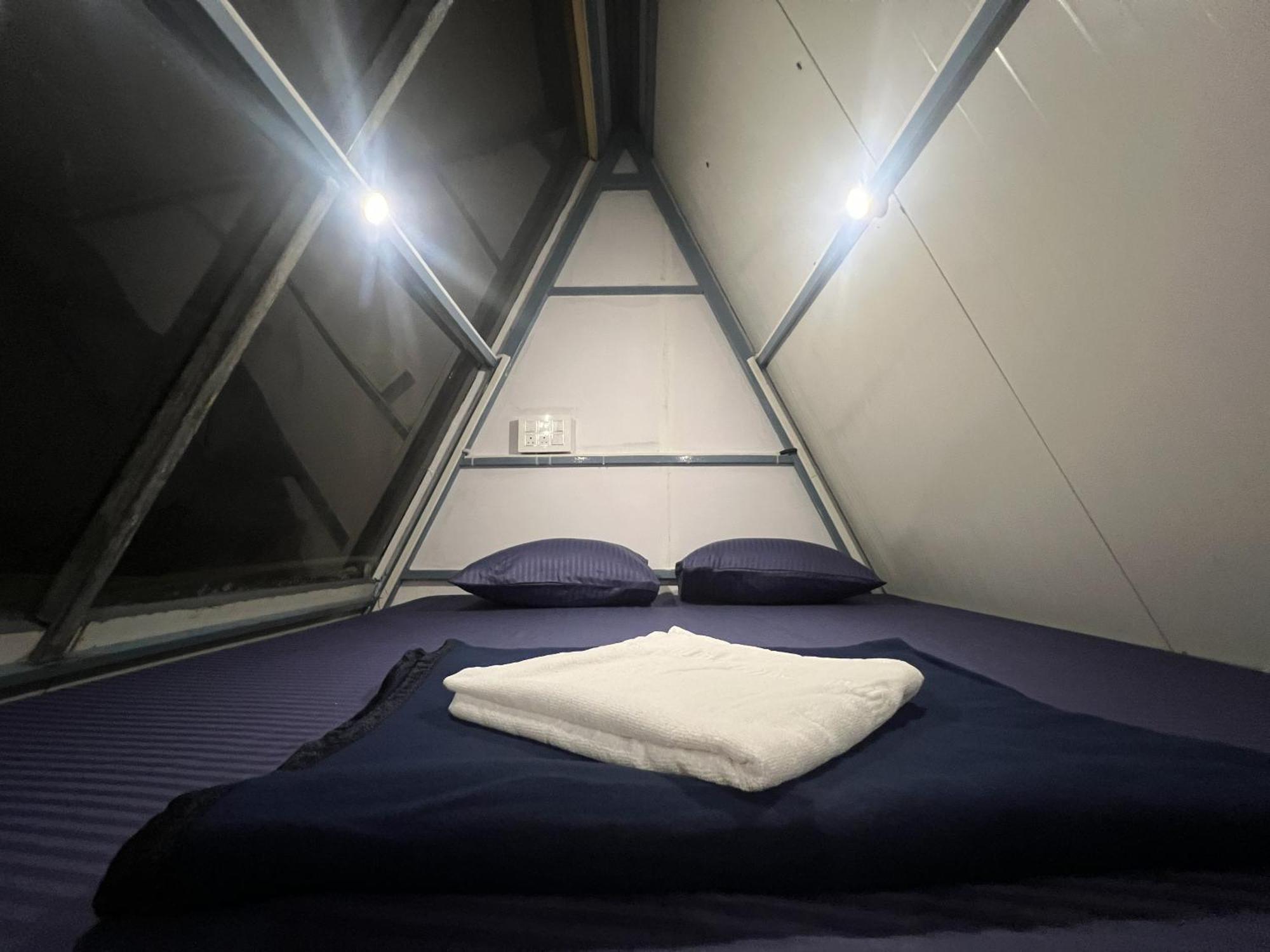 Goko Hostel Гокарна Екстер'єр фото