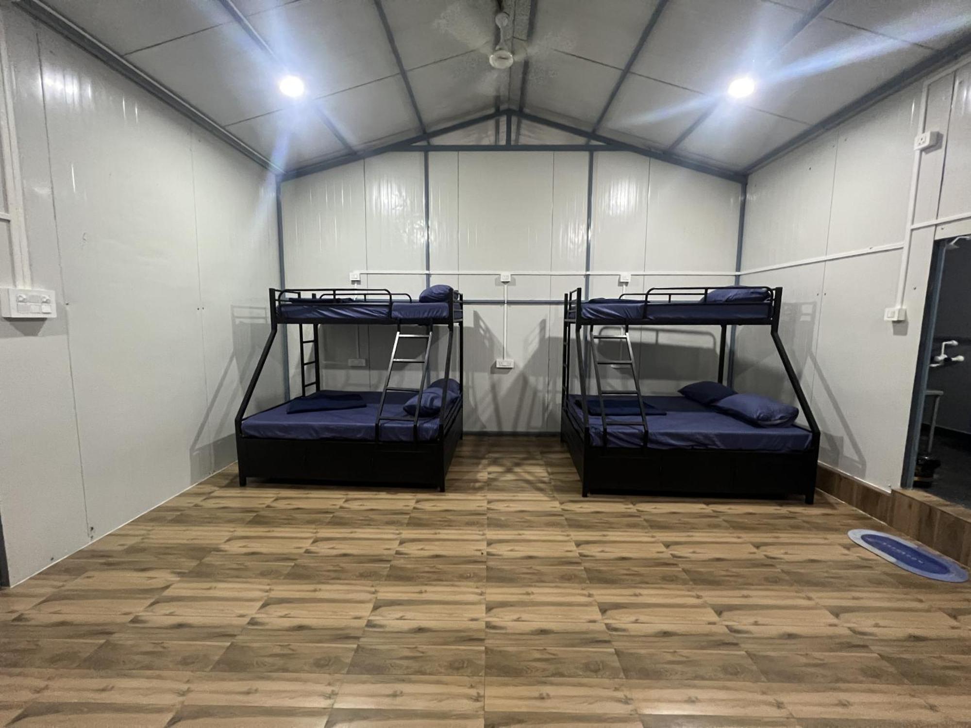 Goko Hostel Гокарна Екстер'єр фото