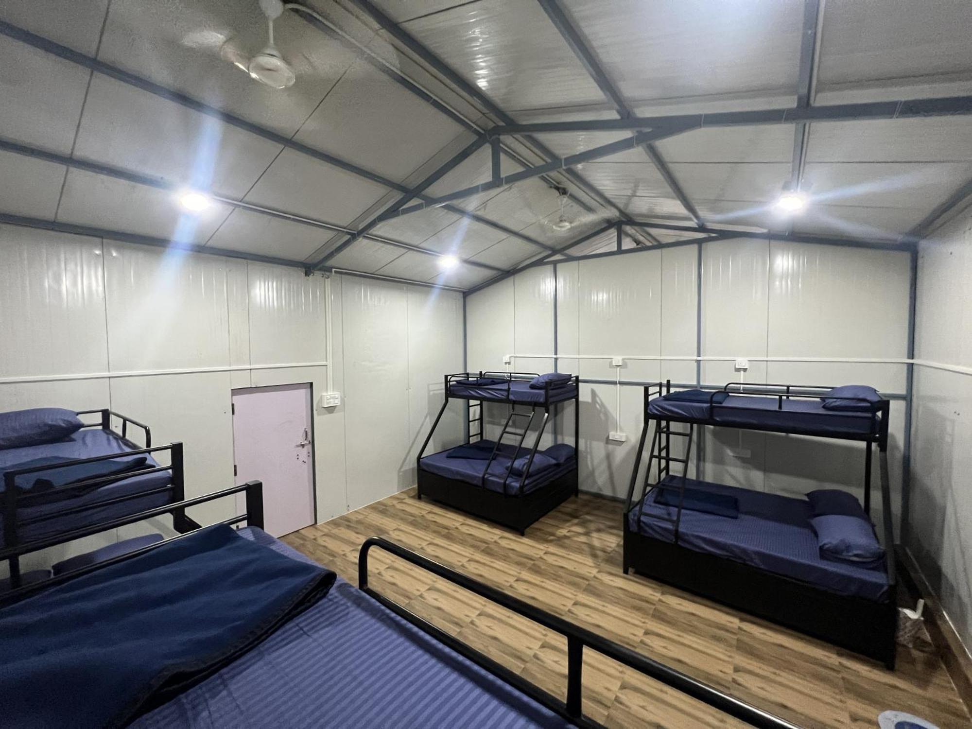 Goko Hostel Гокарна Екстер'єр фото
